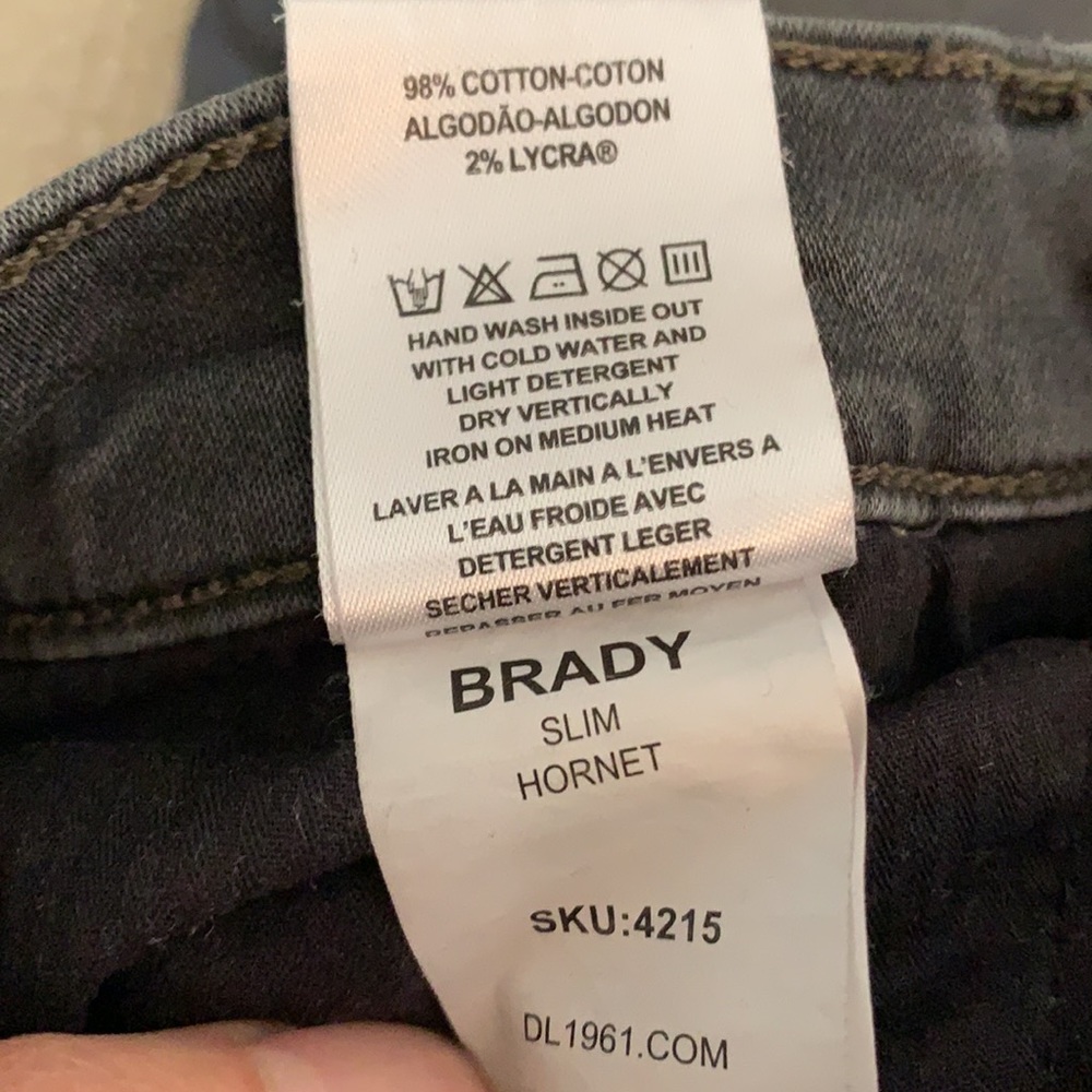 DL 1961 Boys Slim Hornet Jeans in Gray. Size 16. - Picture 4 of 4